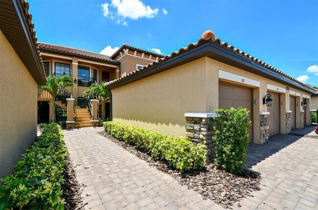 Photo - 13823 Messina Loop Unit 202