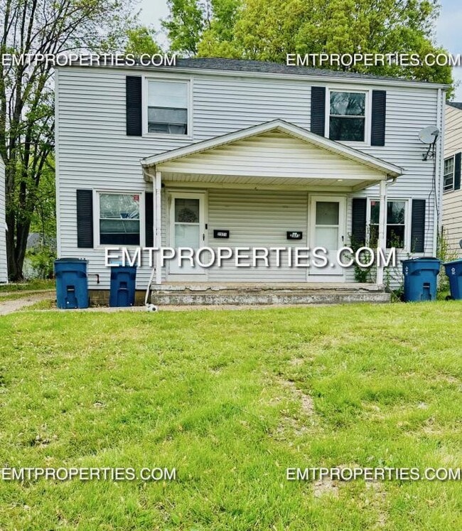 Photo - 2373 E 37th St House