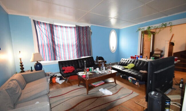 Photo - 22 Wadsworth St