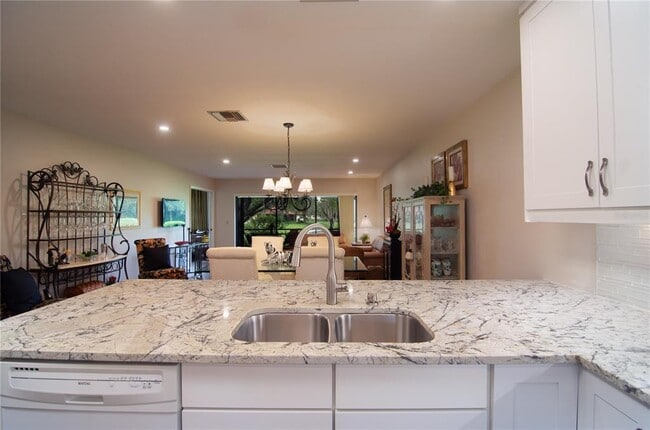 Photo - 5635 Golf Pointe Dr