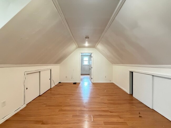 198 Danforth Ave Unit 3