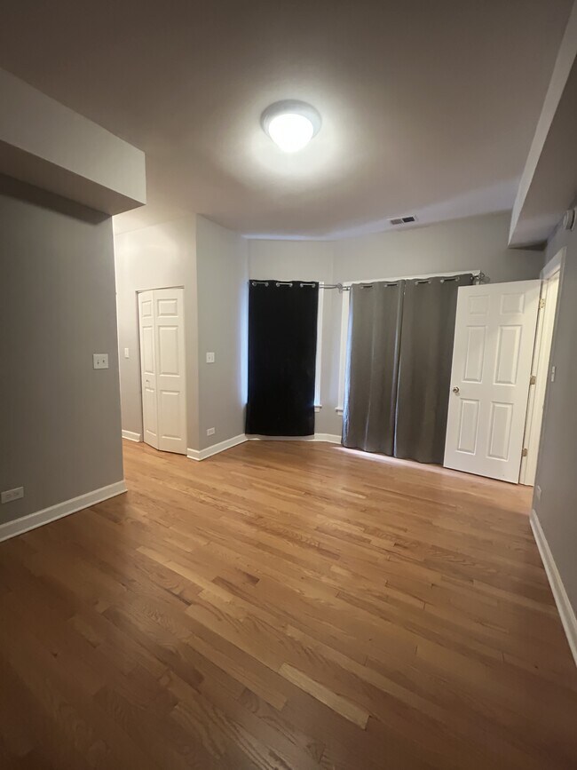 Photo - 505 E 44th St