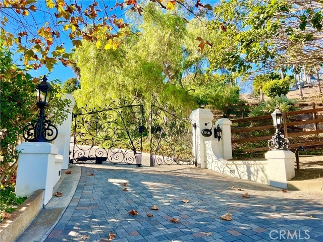 Building Photo - 31541 Peppertree-Bend Rental