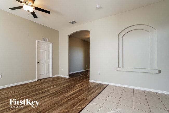 Photo - 2302 NW 27th Ave