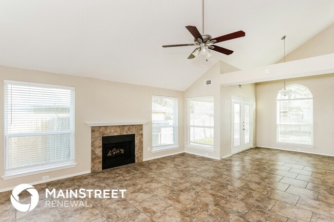 Photo - 908 Galaxy Dr