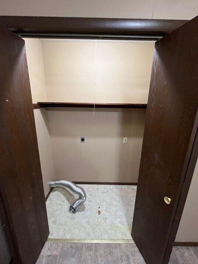 Photo - 1076 S Lexington Ave Unit A