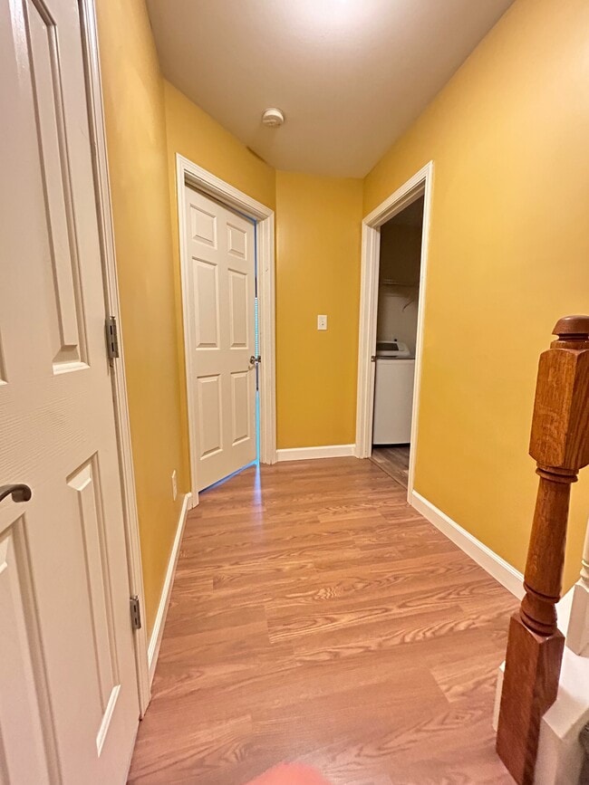 Photo - 105 Havelock Ct