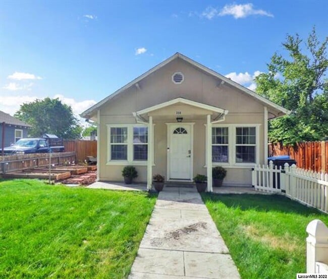 Photo - 350 N Gilman St House