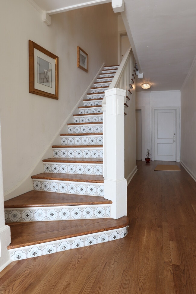 Photo - Clark Terrace