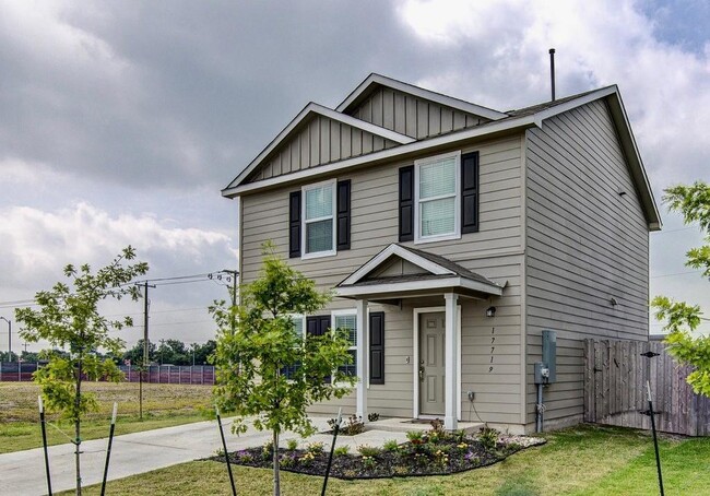 Photo - 17719 Dockery Dr