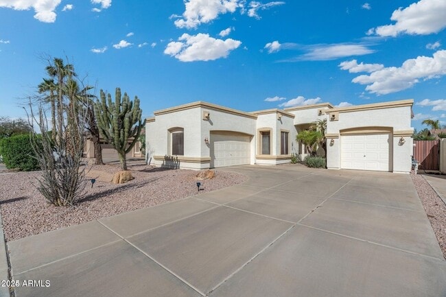 Building Photo - 1683 S Heritage Dr Rental