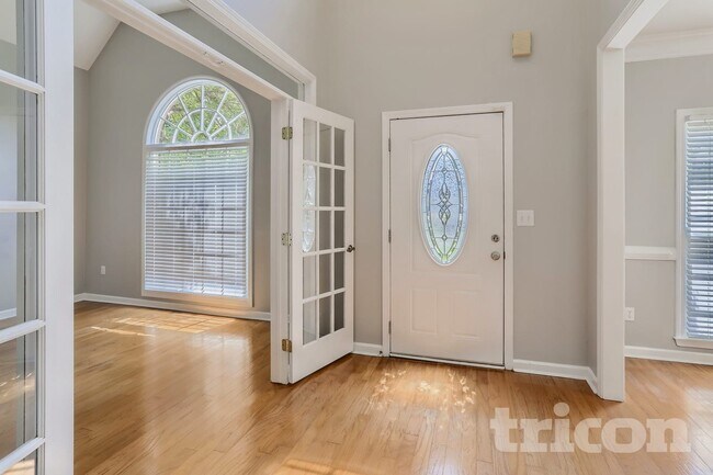 Photo - 875 Cedar Creek Dr