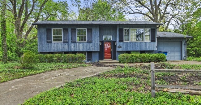 Building Photo - 2204 Broadmoor Dr Rental