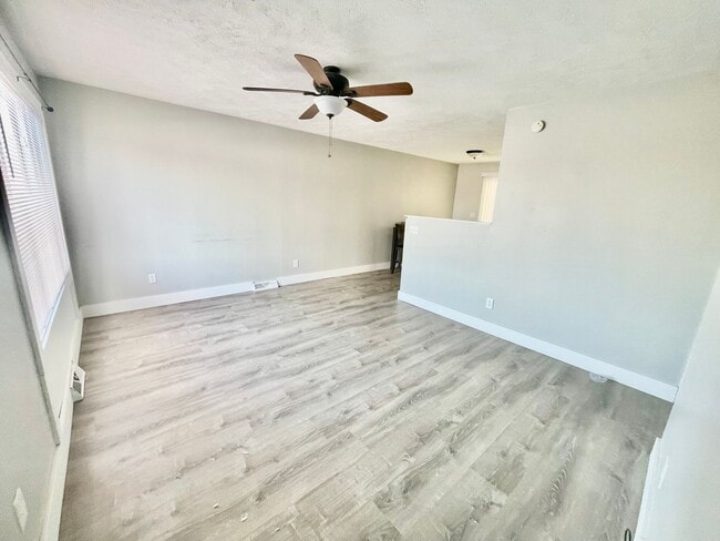 Photo - 3 Bed 1 Bath- South Park PA