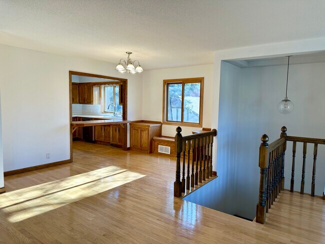 Photo - 7303 Glouchester Dr