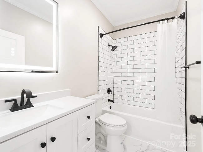 Photo - 123 Edwards Ave