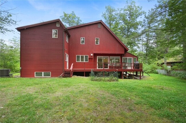 Photo - 318 Blackstone Ave