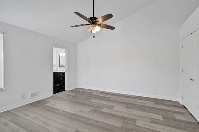 Photo - 11652 NW 19th Dr