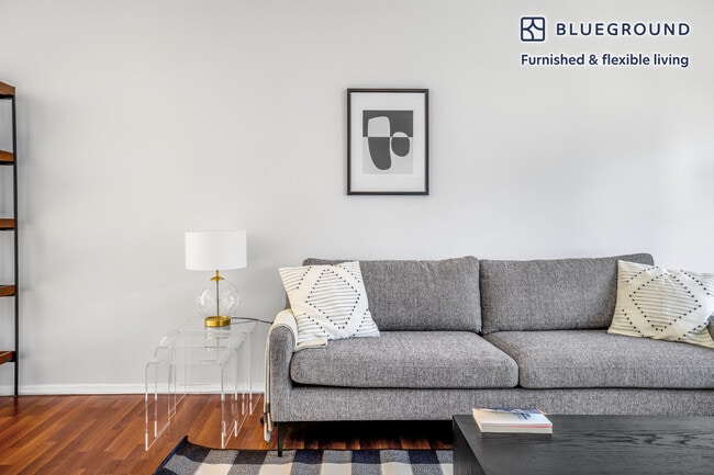 Photo - 330 N Crescent Dr Unidad FL3-ID401