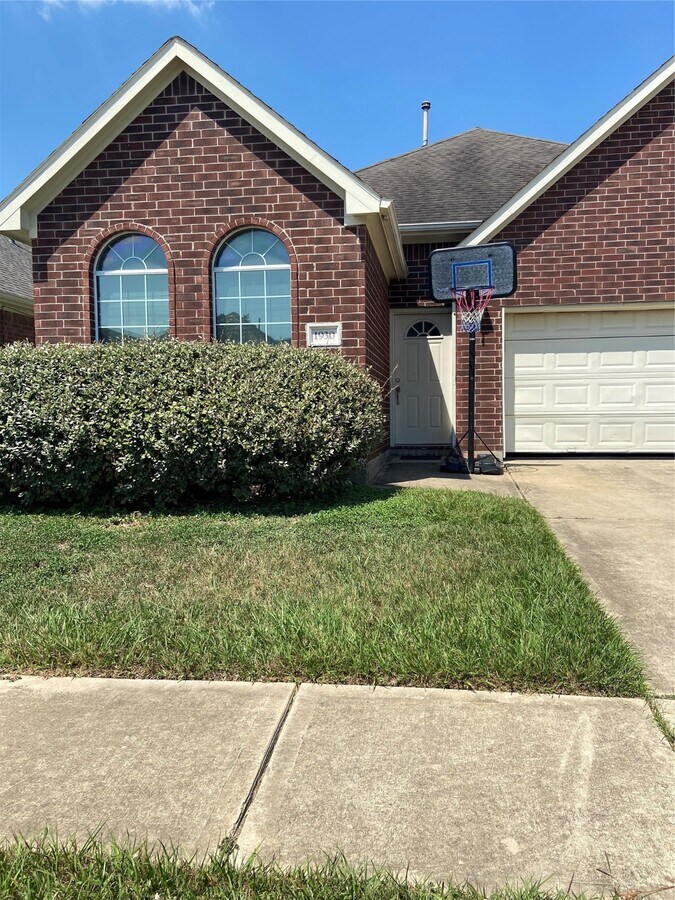 Photo - 1930 Shady Oaks Ct Casa