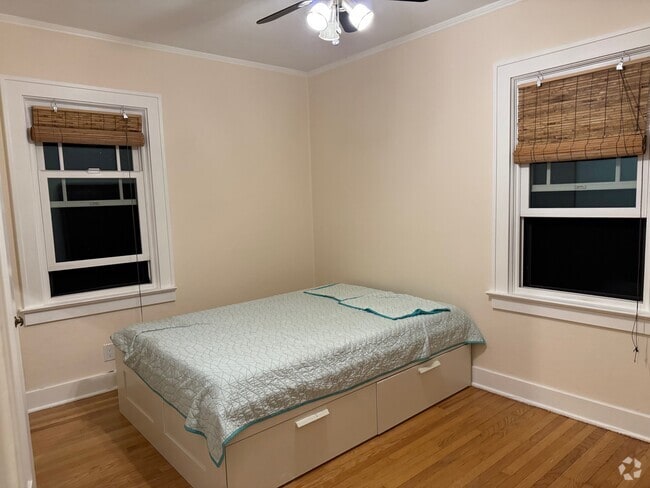 Building Photo - 1516 SE Martins St Rental