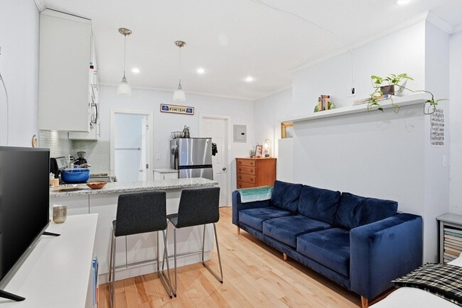 Photo - 227 Marlborough St Unidad 2