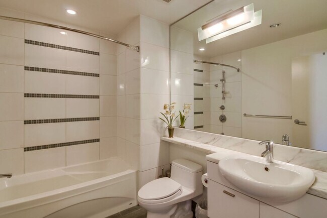 Photo - 575 Sixth Ave