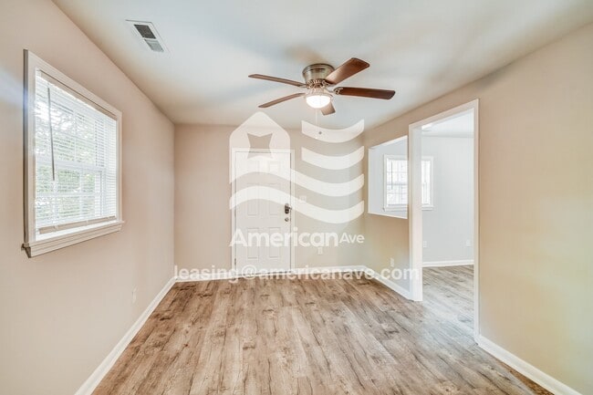 Photo - 232 Meadowdale Ave