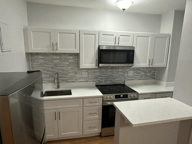 Photo - 31 Orkney Rd Condo Unit 5