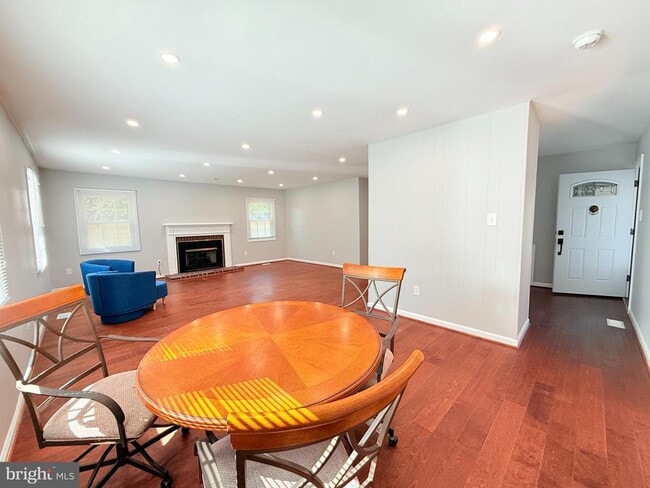 Building Photo - 13211 Pennerview Ln Rental