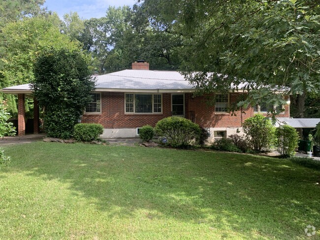 Building Photo - 2674 White Oak Dr Unit 2 Rental