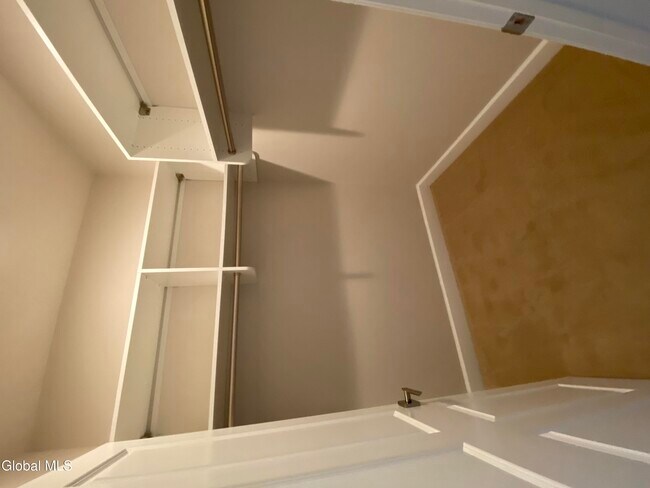 Photo - 2 West Ave Unidad 201