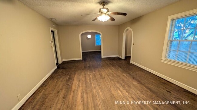 Photo - 2407 22nd St