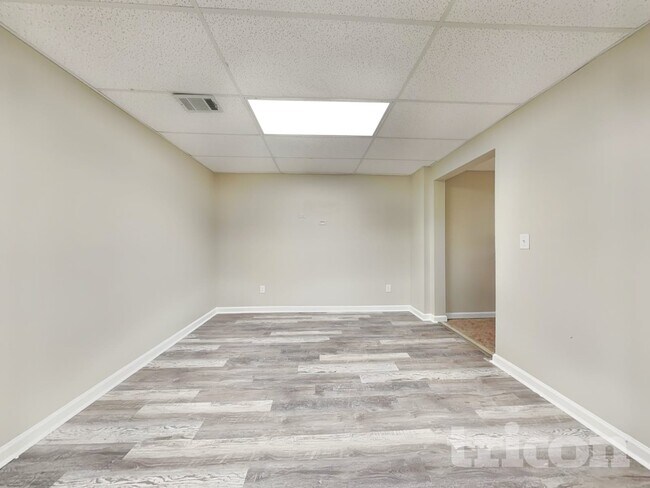 Photo - 2205 Washington Dr