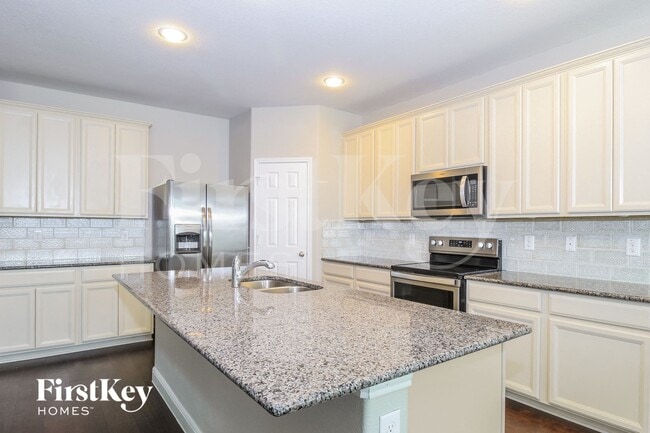 Photo - 2320 Bernese Ln