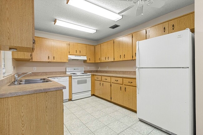 Photo - 8702 SW 93rd Ln