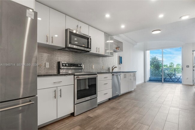 Photo - 3339 Virginia St Unit 339