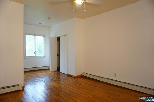 Photo - 247 Mt Prospect Ave