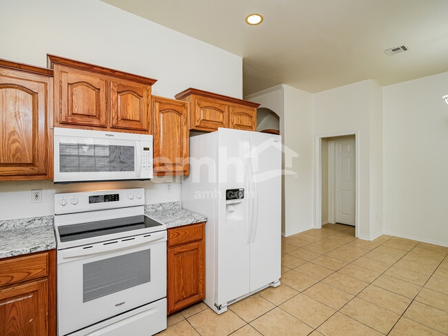 Photo - 10419 E 96th Pl N