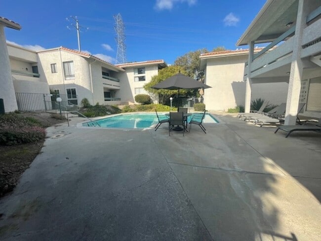 Photo - 2304 Altisma Way