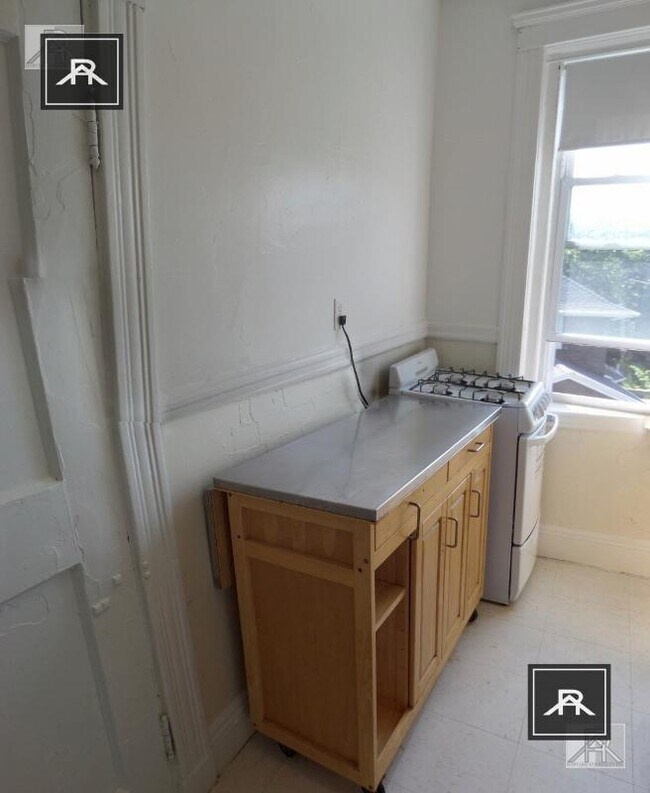 Photo - 2 bedroom in Brighton MA 02135 Unidad 12 Rental