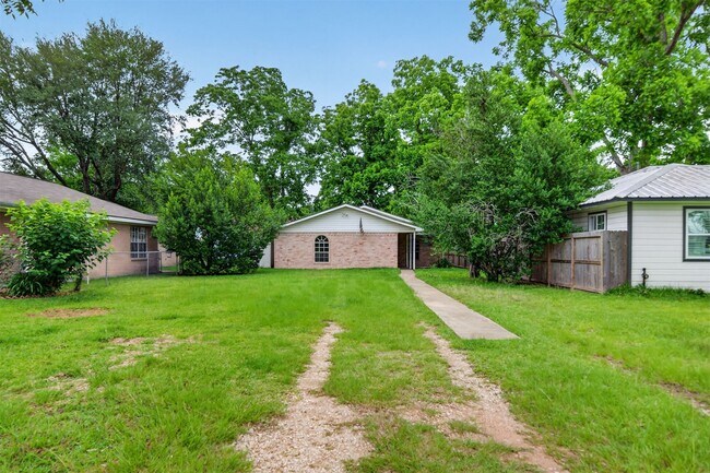 Photo - 418 Texas St