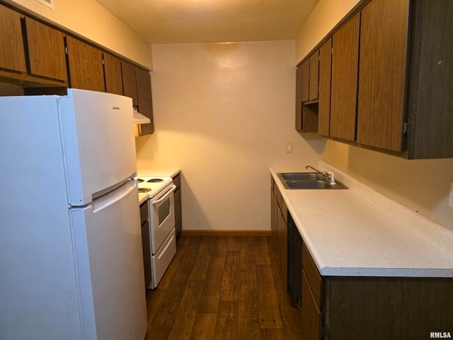 Photo - 1300 W Jeth Ct
