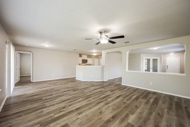 Photo - 13510 Sundance Scape