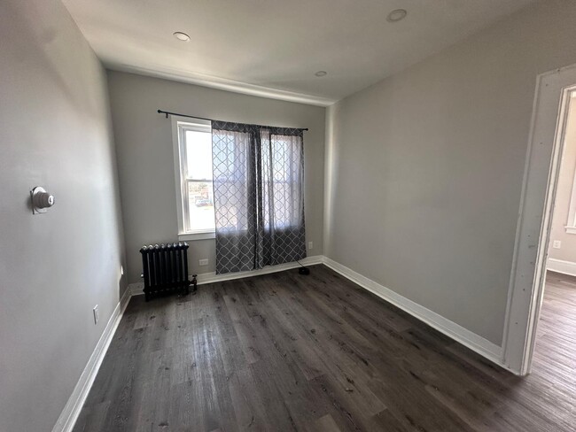 Photo - 420 Bacheller Ave Apartments Unit 2b