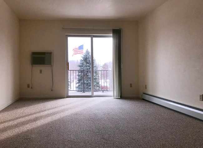 Photo - Southbrook Manor