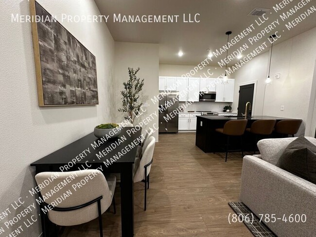 Photo - 5912 Erskine St Unidad 113