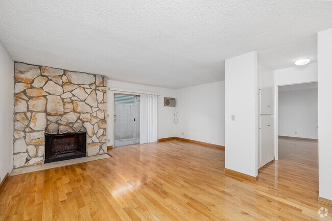 Interior Photo - Rose Kelton Apartments