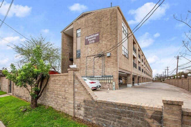 Building Photo - 3316 Guadalupe St Unit 304 Rental