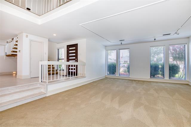 Photo - 16339 Lauder Ln